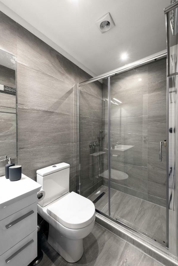 M&F Luxury Suites Est. 2019 / F Suite テッサロニキ エクステリア 写真