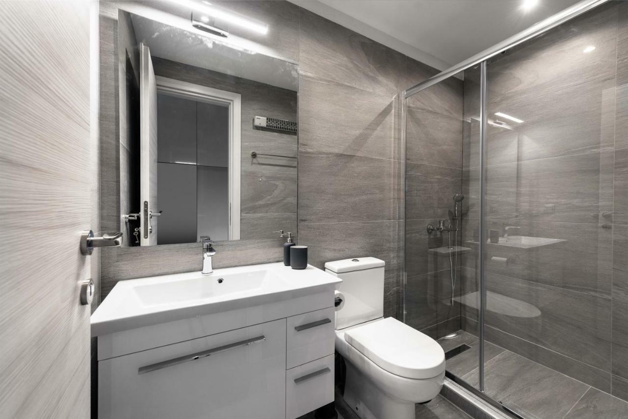 M&F Luxury Suites Est. 2019 / F Suite テッサロニキ エクステリア 写真